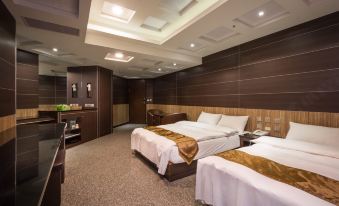 Twinstar Hotel