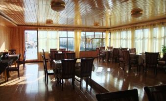 Baoma Hotel (Xiahe No. 1) - Housity
