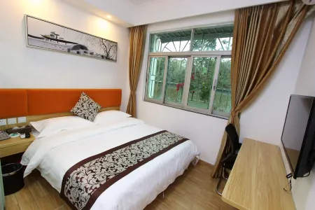 Yasige Apartment (Shenzhen North Station Branch)
