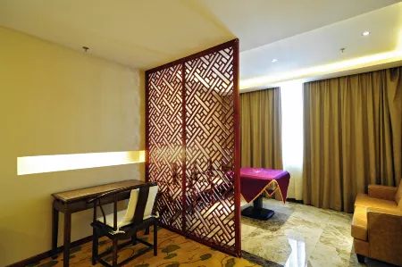 Rongjiang Mingzhu Jicheng Hotel (Cun Chao Soccer Field)