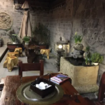 Lushan Courtyard