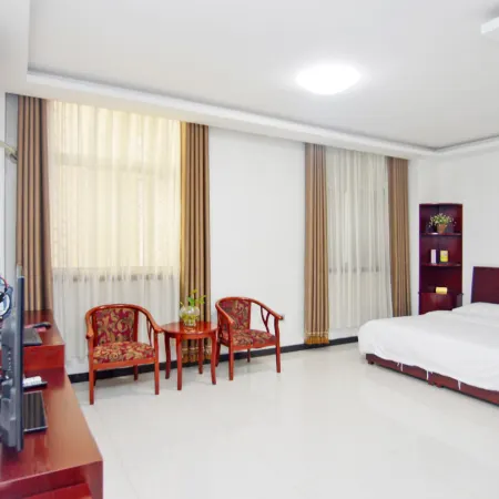 Yuantai Holiday Hotel