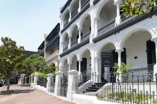 Hotel Challis Potts Point - balcony