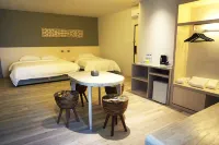 M+ Boutique Hotel