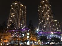 外滩夜景印象酒店式公寓(重庆南滨路店) - 酒店附近