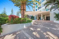 Crystal Bay on the Broadwater Hotels in Labrador