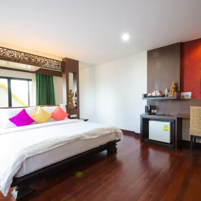 Nicha Suite Hua Hin Hotel Отели рядом с достопримечательностью «Провинциальное министерство электричества»