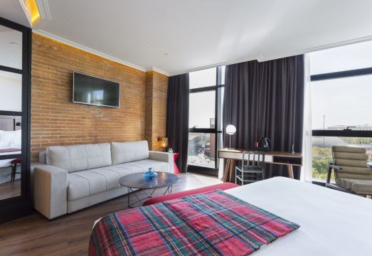 온리 유 호텔 아토차