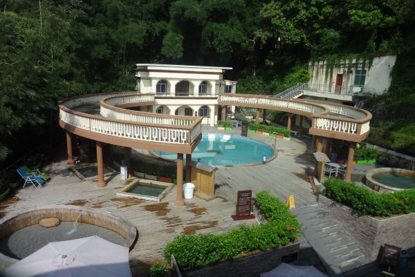 龙泰养生温泉酒店