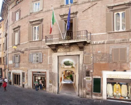 Pantheon Inn Hotels in Rome