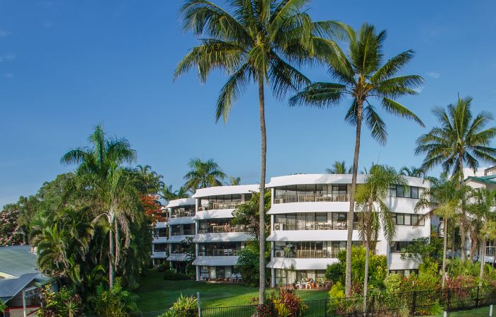 Roydon Beachfront Apartments