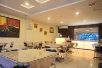 โรงแรมสกายวิว - พร้อมอาหารเช้า
