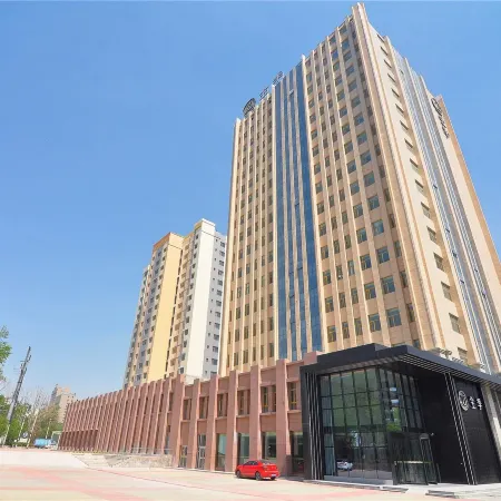 JI Hotel (Xining Haihu New Area Wanda Plaza)