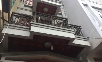 Nha Nghi Tuyet Trinh Guesthouse