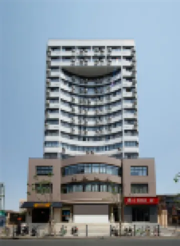 CJIA Apartment (Shanghai Zhongxing Road Subway Station)