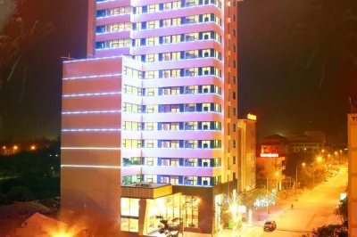Blue Wave Hotel Hotel in zona VinWonders Cua Hoi