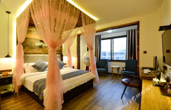 龍泉該睡睡吧主題酒店