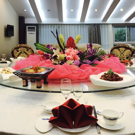 Huaying Mountain Hotel