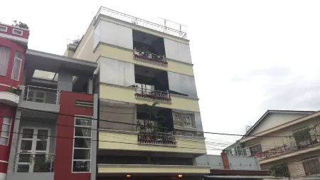Bich Chau Hotel
