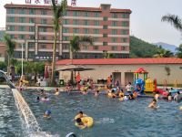 翁源山水假日酒店 - 室外游泳池