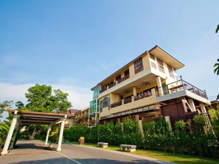 รูปภาพของโรงแรมสุพรรณเลคโฮมเทล
