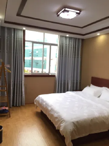 Tingyue Inn