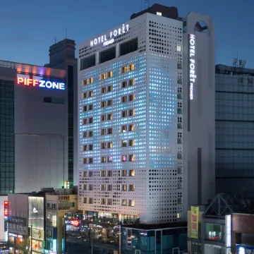 Hotel Foret Premier Nampo Отели рядом с достопримечательностью «Пляж Сонгдо»