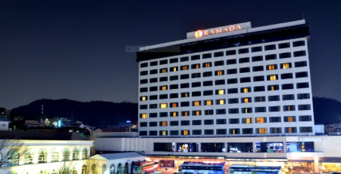 Ramada Songdo Hotel Отели рядом с достопримечательностью «Yonsei University School Of Integrated Technology»