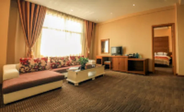 Changning Chayue Hotel