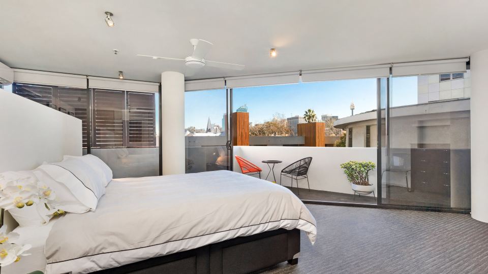 Darlinghurst Fully Self Contained Modern 1 Bed Apartment (207Brk)