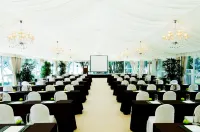 แกรนด์ โคโลน รีสอร์ต