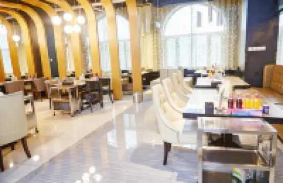 Urumqi Junhe Box Hotel (West Daqiao Hongshan Park Branch)