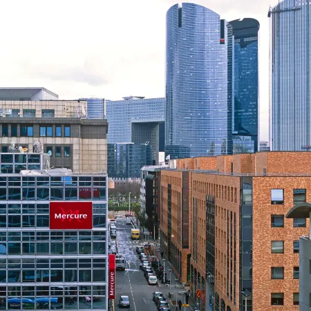 Hôtel Mercure Paris la Défense Grande Arche Отели в г. Нантер