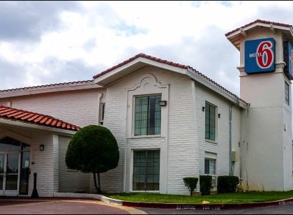 Motel 6 Euless, TX - DFW West