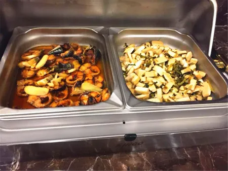 Rui'an Antai Business Hotel (Wuyue Square Branch) Отели рядом с достопримечательностью «Rui'an Square»