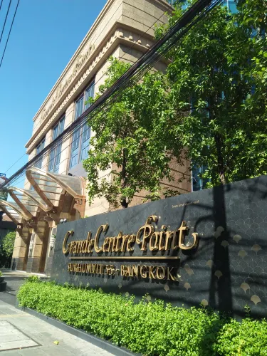 曼谷素坤逸55號通羅中心點大酒店