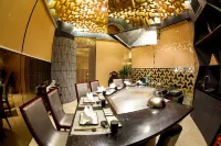 NagaWorld Hotel & Entertainment Complex - breakfast