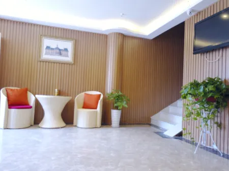 Aisen Collection Hotel (Shanghai Jiuting Subway Station)