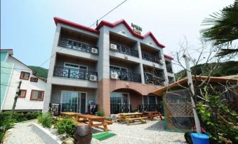 Geoje New Happiness Pension