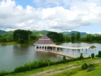 Tanaosri & Creekside Resort