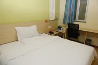 Qiyuan Yueding Business Hotel (Beijing Huilongguan East Street Subway Station)