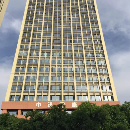 7 Days Premium (Yichang Wanda Plaza, Yunhe Park)