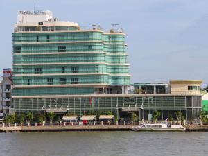 Khách Sạn River Hà Tiên