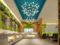 Fangyuan Yuyu Hotel (Luoyang Railway Station Dennis David World)
