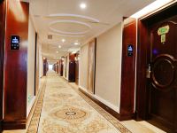 维也纳国际酒店(南宁广西大学动物园地铁站店) - 公共区域