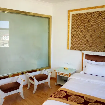 Luqu Xinyuan Inn