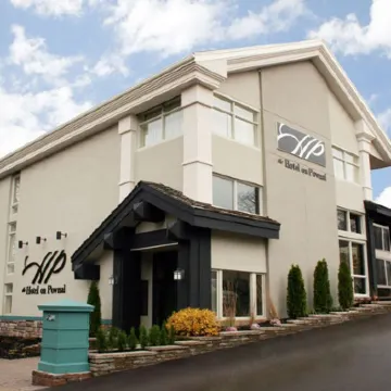 The Hotel on Pownal Hotels near Government House