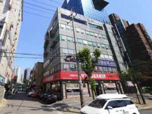 Cozy Duplex Hongdae House Seoul