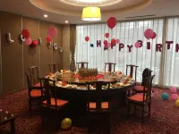 Royal Garden Hotel - Breakfast