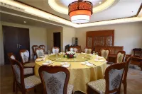Longguizhai Waterfall Hotel